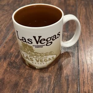Starbucks LAS VEGAS Collector Series 16 oz Ceramic Mug - 2011 in EUC